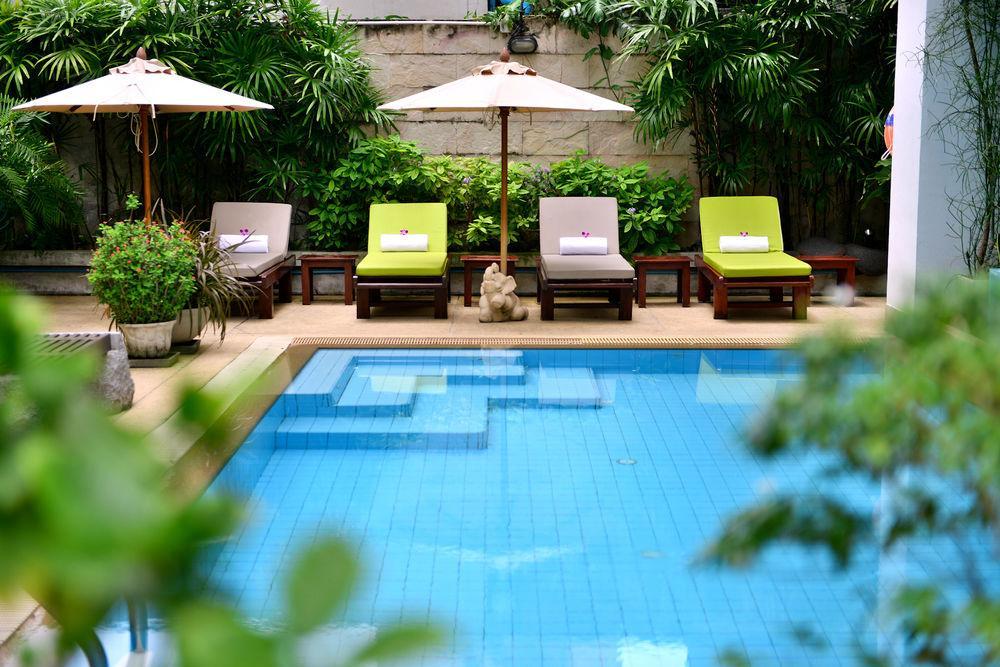 St. James Hotel Bangkok Esterno foto