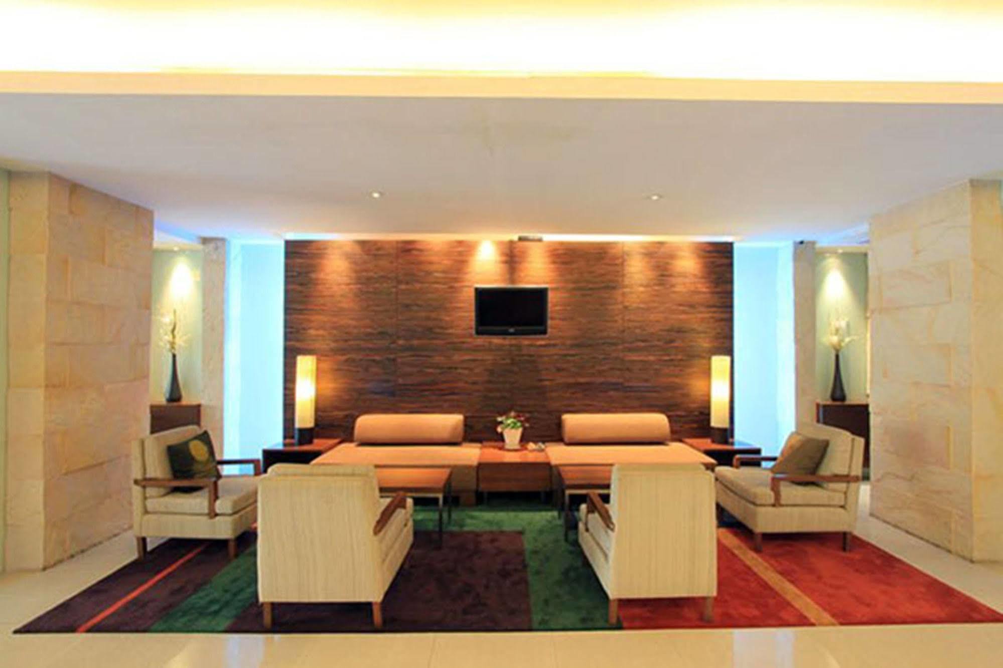 St. James Hotel Bangkok Esterno foto
